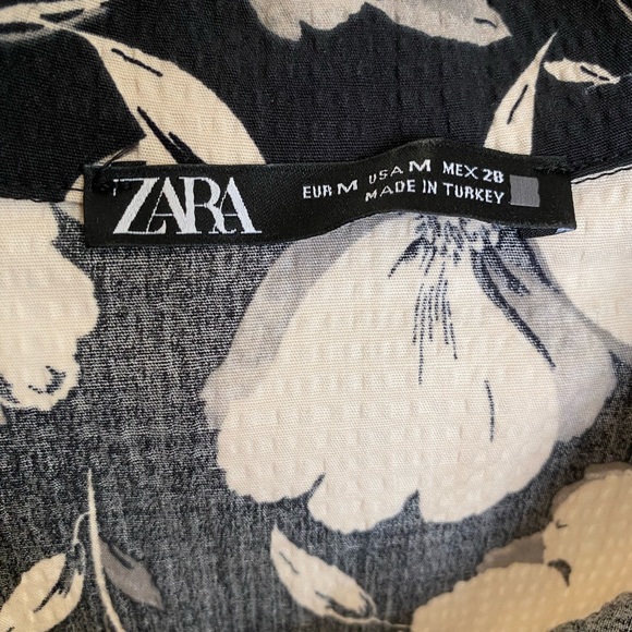 Zara Printed Dark Floral Mini Dress - Picture 4 of 6
